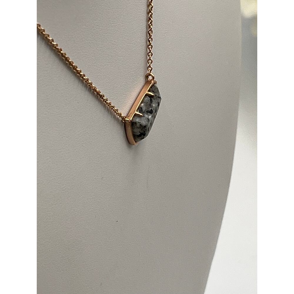 Kendra Scott Etta Grey Black
Granite Pendant Rose Gold Necklace - Picture 5 of 9